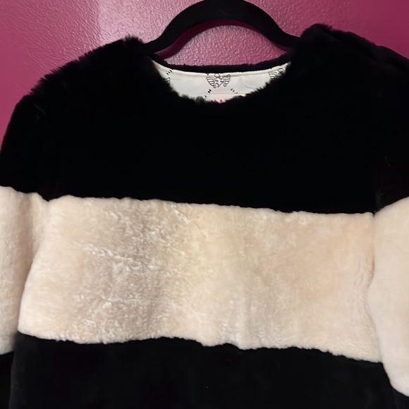 IiJin 100% wool SZ2 pullover lined knit cuff black ring 5” slit sides warm NWOT - Picture 9 of 14